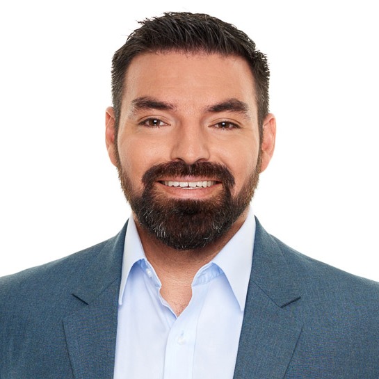 Vinnie Enriquez Photo